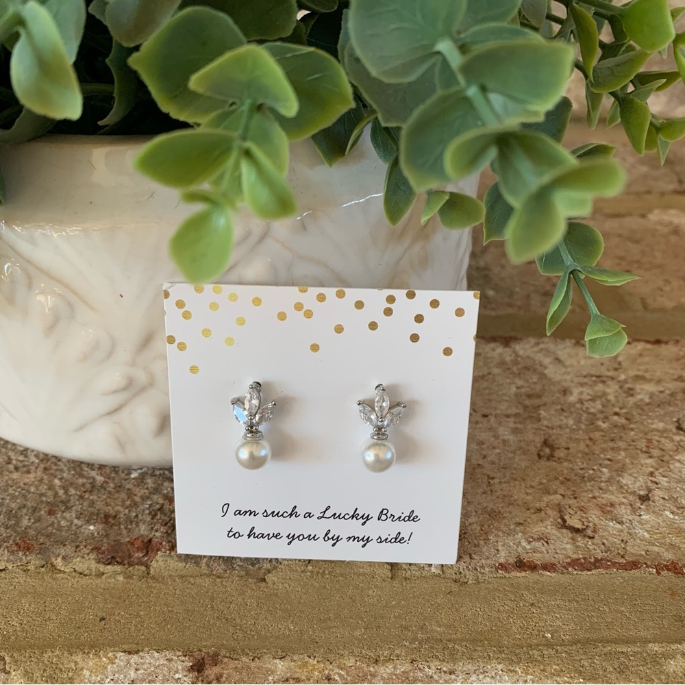 Bridesmaid | Pearl Stud Earrings